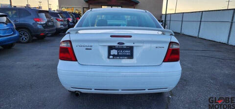 2005 Ford Focus ZX4 SES