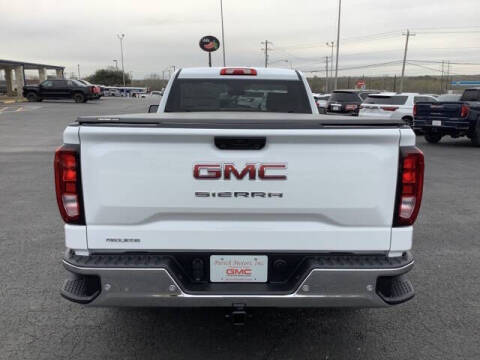 2025 GMC Sierra 1500 Pro