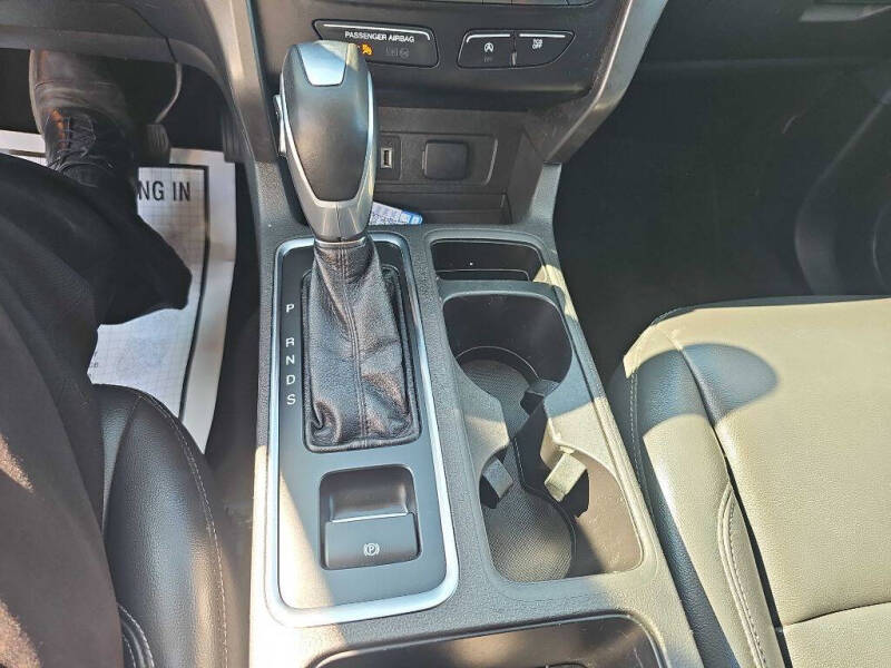 2019 Ford Escape SEL