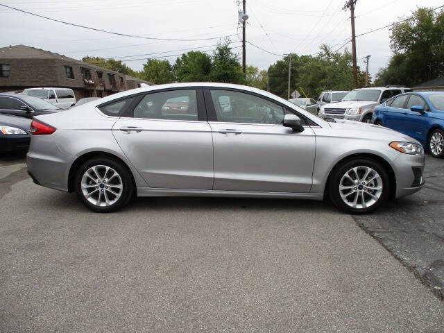2020 Ford Fusion Hybrid SE