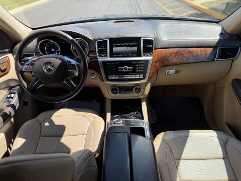 2014 Mercedes-Benz GL-Class GL 550 4MATIC