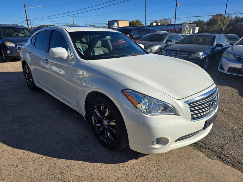 2011 Infiniti M37