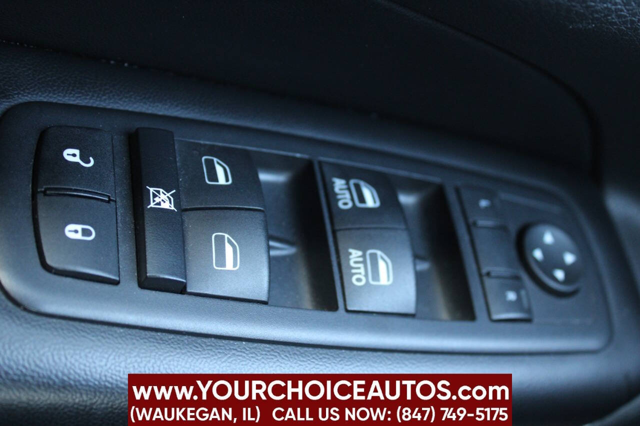 JeepGrand Cherokee32