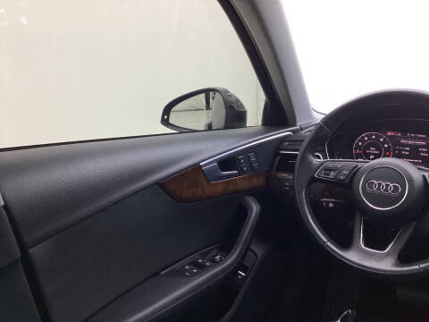 2019 Audi A4 quattro Premium Plus 45 TFSI