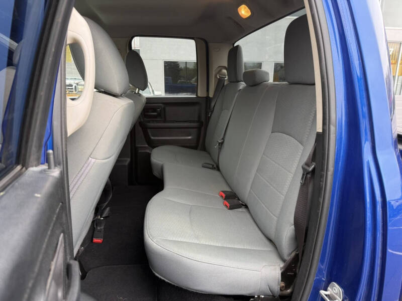 2017 RAM 1500 Express