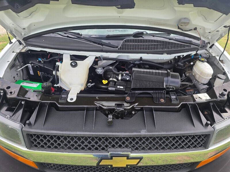 2017 Chevrolet Express LT 3500