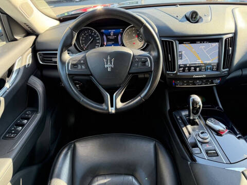 2017 Maserati Levante