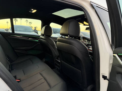 2017 BMW 5 Series 530i