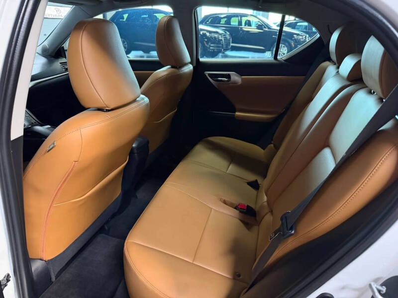 2013 Lexus CT 200h