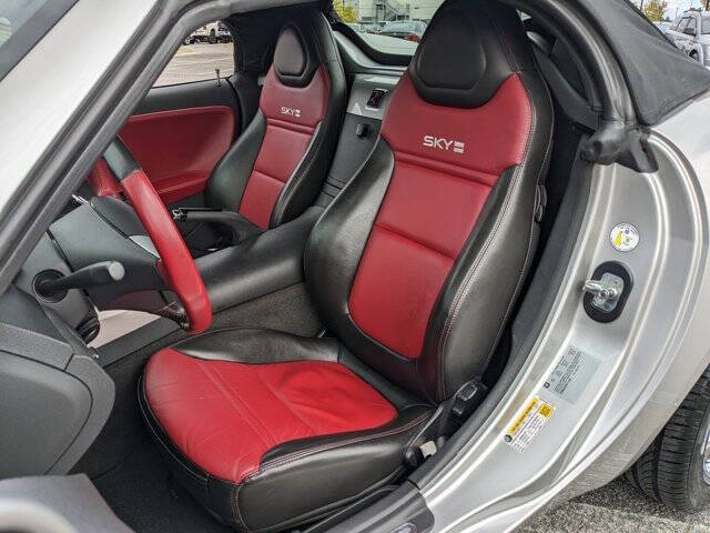 2008 Saturn SKY Red Line