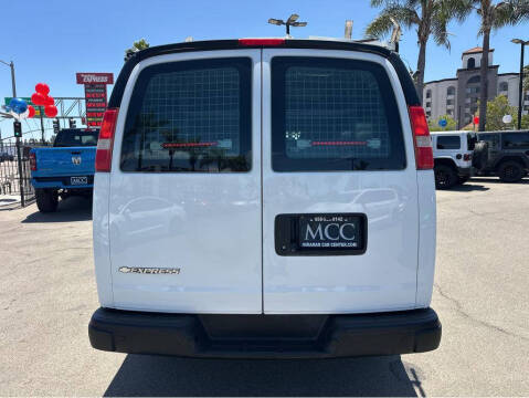 2018 Chevrolet Express 2500