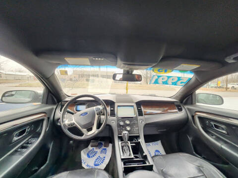 2015 Ford Taurus Limited