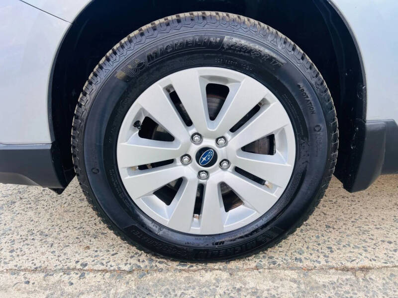 2017 Subaru Outback 2.5i Premium