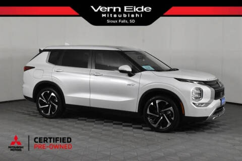 2024 Mitsubishi Outlander PHEV SE