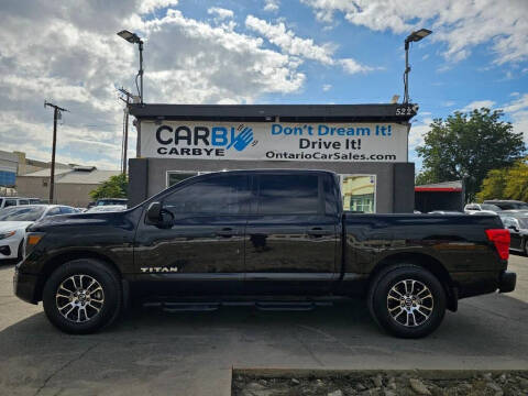 2022 Nissan Titan SV