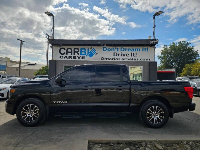 2022 Nissan Titan SV