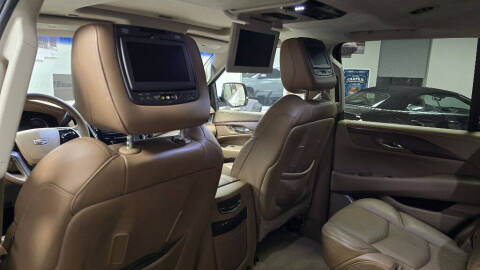 2016 Cadillac Escalade Platinum