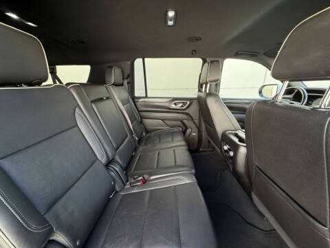 2022 GMC Yukon XL SLT