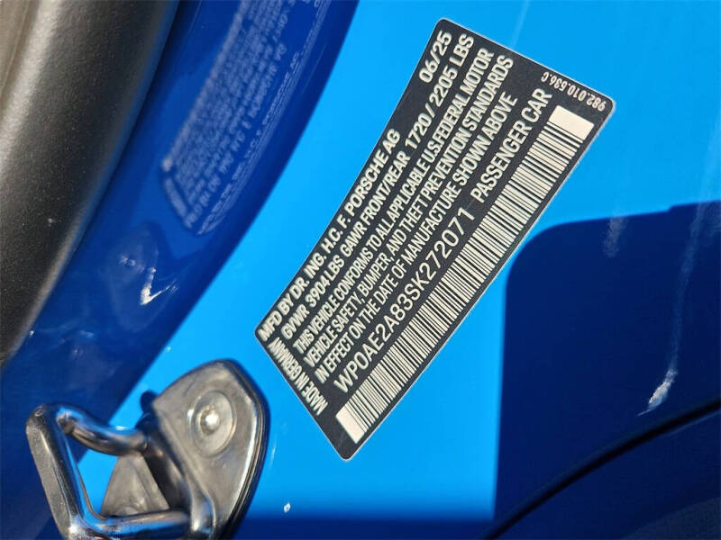 2025 Porsche 718 Cayman GT4 RS