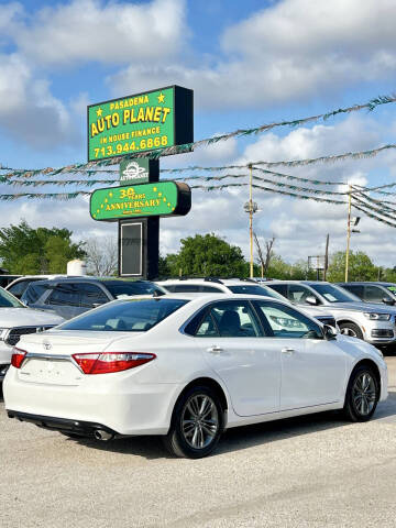 2017 Toyota Camry SE