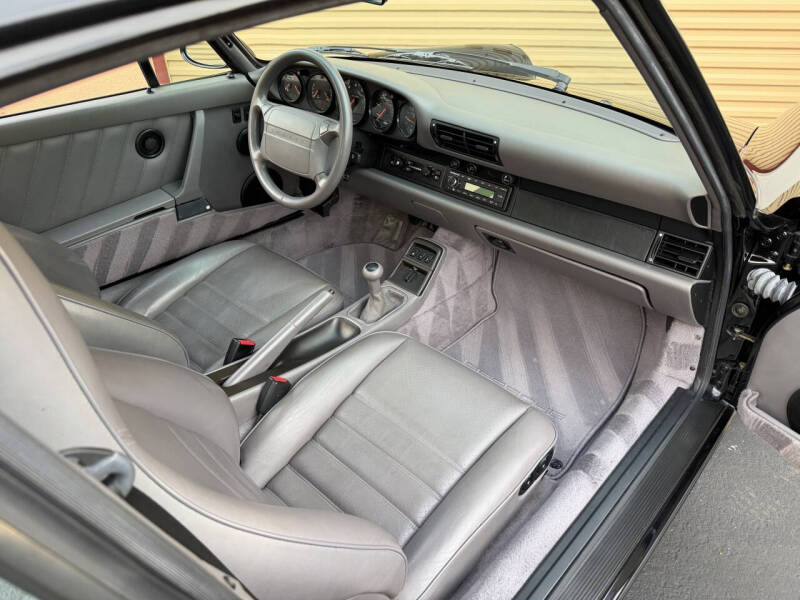 1993 Porsche 911 Carrera 2