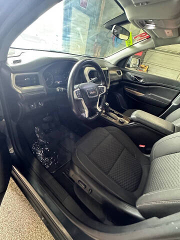 2019 GMC Acadia SLE-2