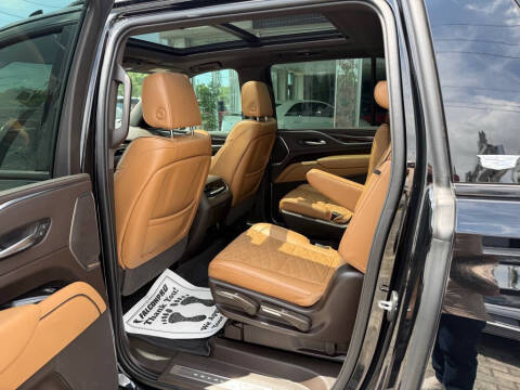 2022 Cadillac Escalade ESV Sport