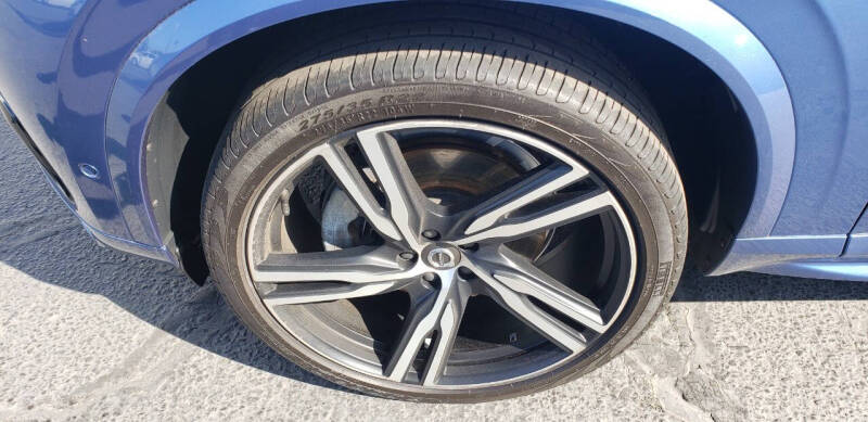 2019 Volvo XC90 T6 R-Design