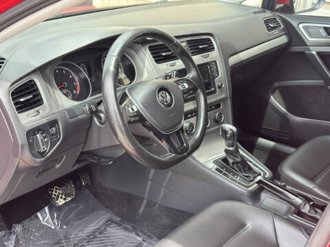 2016 Volkswagen Golf