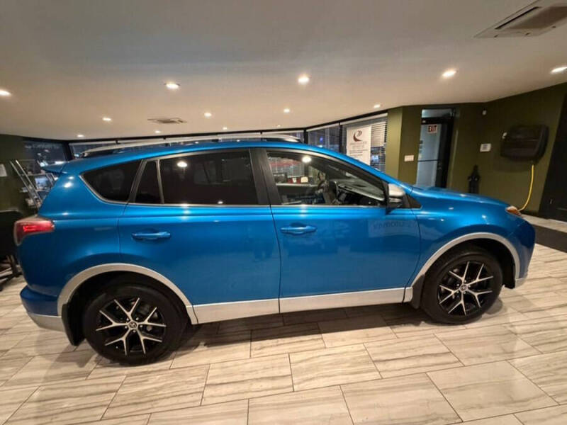2016 Toyota RAV4 SE