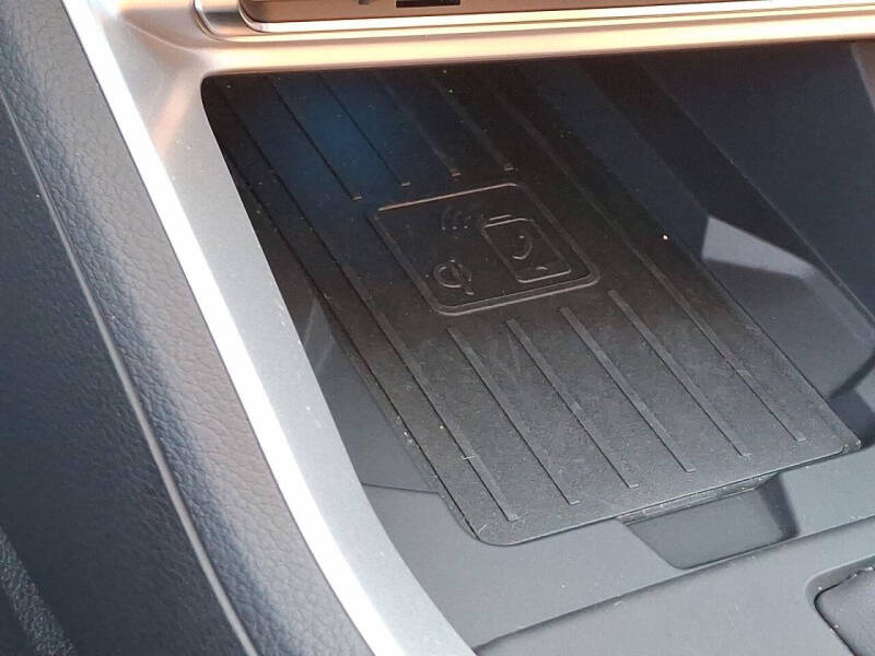 2024 Audi Q3 quattro S line Prem Plus 45 TFSI