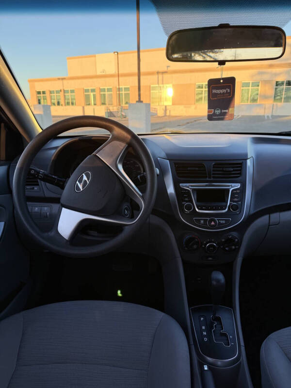 2016 Hyundai Accent SE