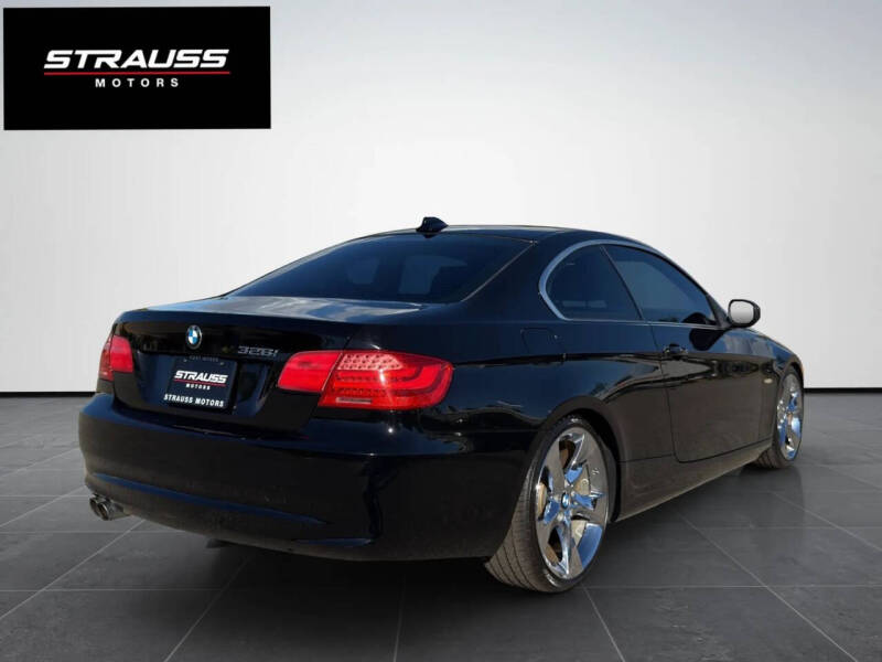 2012 BMW 3 Series 328i