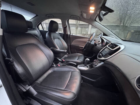 2017 Chevrolet Sonic Premier Auto