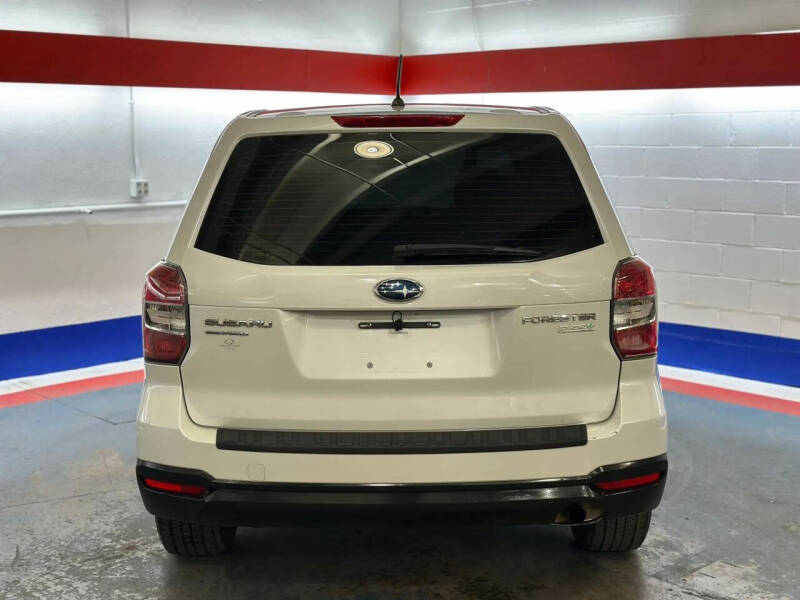 2014 Subaru Forester 2.5i