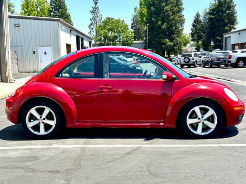 2006 Volkswagen New Beetle 2.5