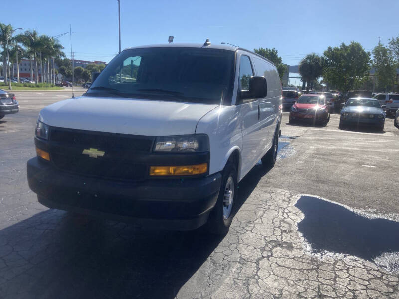 2019 Chevrolet Express 2500