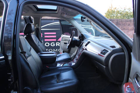 2012 Cadillac Escalade ESV Luxury