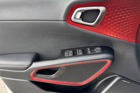 2020 Kia Soul GT-Line