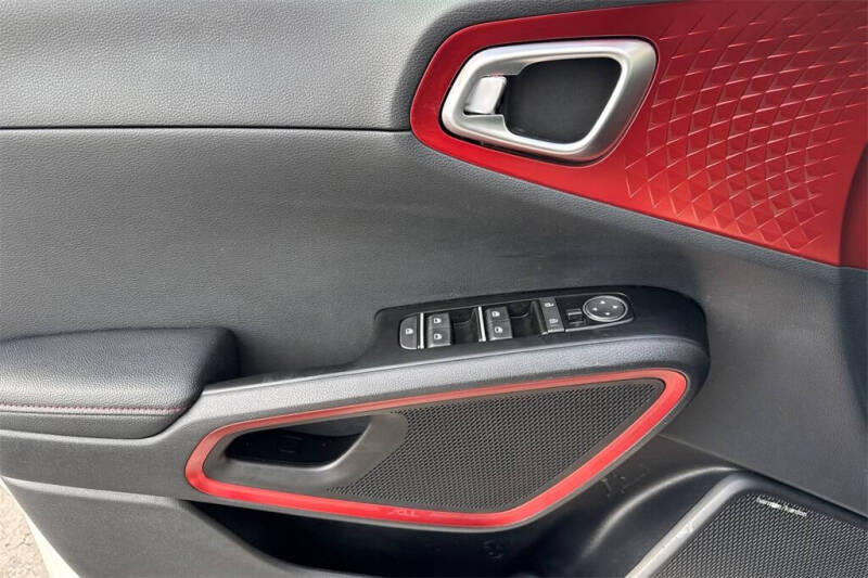 2020 Kia Soul GT-Line