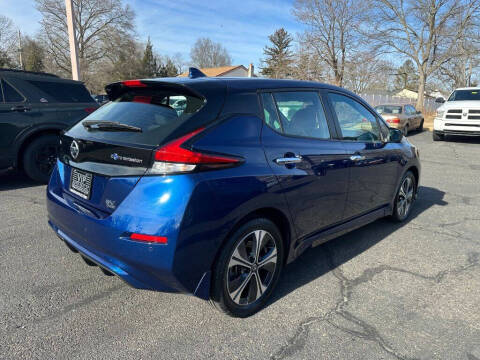 2022 Nissan LEAF SV PLUS