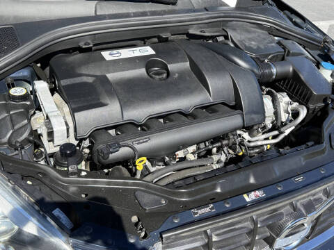 2013 Volvo XC60 T6 Premier Plus