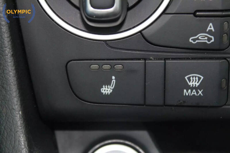 2016 Audi Q3 2.0T Premium Plus