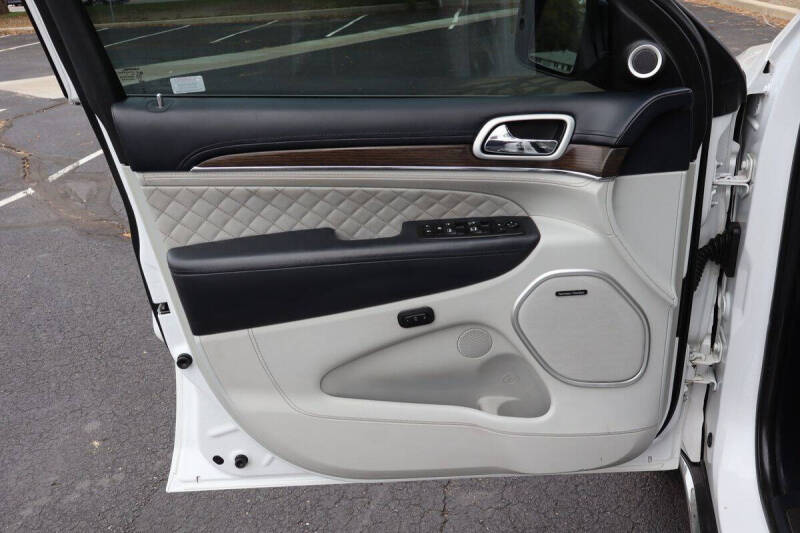 2018 Jeep Grand Cherokee Summit