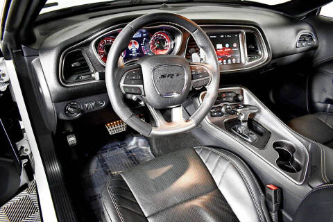 2015 Dodge Challenger SRT Hellcat