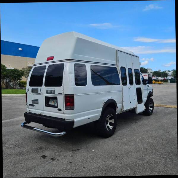 2008 Ford E-Series E-350 SD