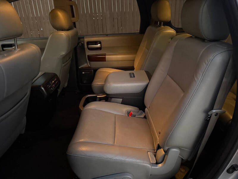 2015 Toyota Sequoia Platinum