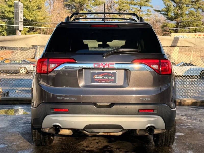 2018 GMC Acadia SLE-2