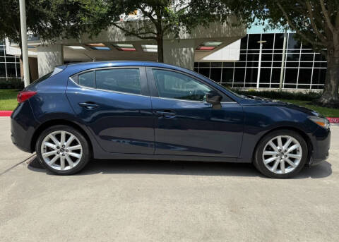 2017 Mazda MAZDA3 Touring