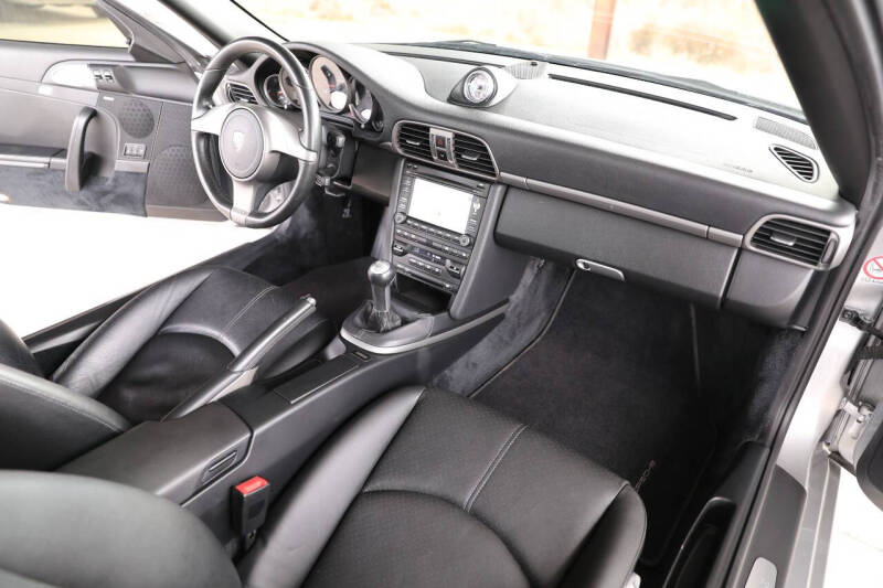 2010 Porsche 911 Carrera